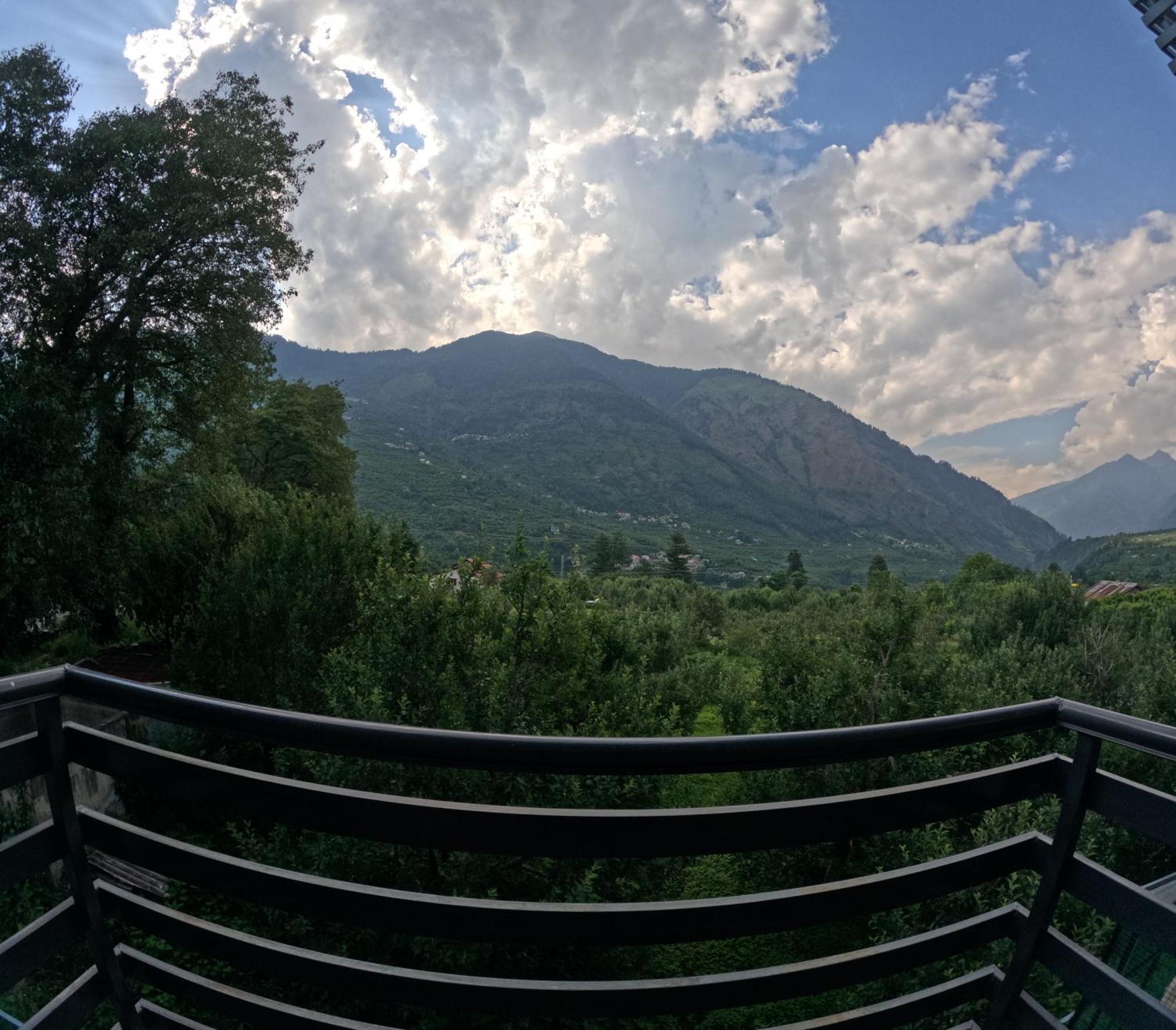 Saanjh - A Serene Retreat — Photos 1